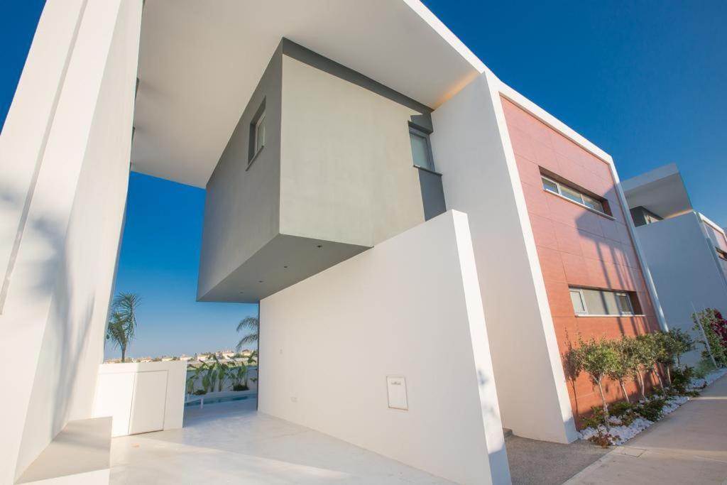The White H Villa, Protaras, Fresh And Peaceful Paralimni Luaran gambar